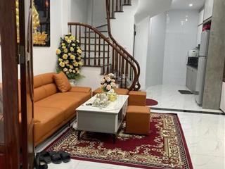 Bán nhà cực hiếm thuỵ phương dt 31m x 5 tầng, mt 5,6m, chỉ hơn 5 tỷ