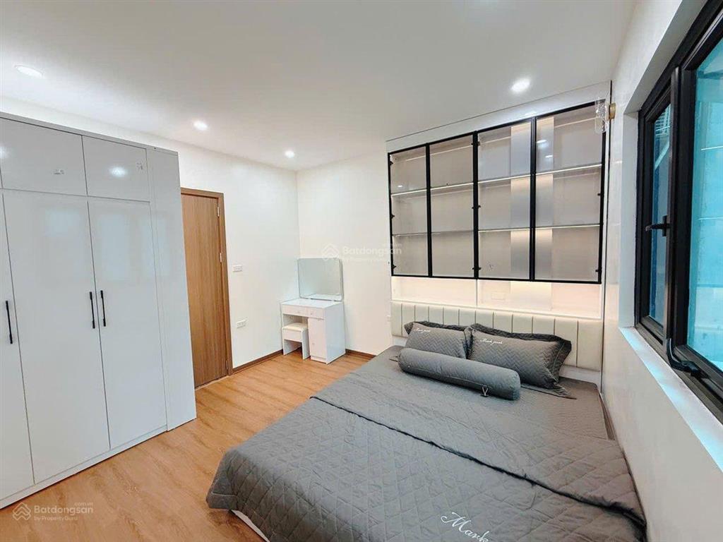 Tin chính chủ bán nhà phố tôn đức thắng 30m2 5 tầng 3pn giá 6.3tỷ, sát đường ô tô