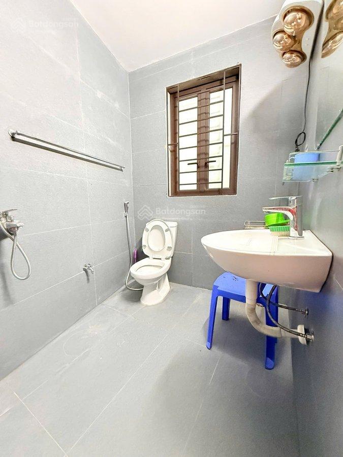 Tin chính chủ bán nhà phố tôn đức thắng 30m2 5 tầng 3pn giá 6.3tỷ, sát đường ô tô