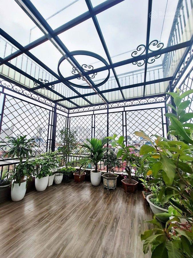 Chính chủ muốn bán căn nhà phố nguyễn trãi dt 62m2 7 tầng thang máy sát ô tô giá 12tỷ