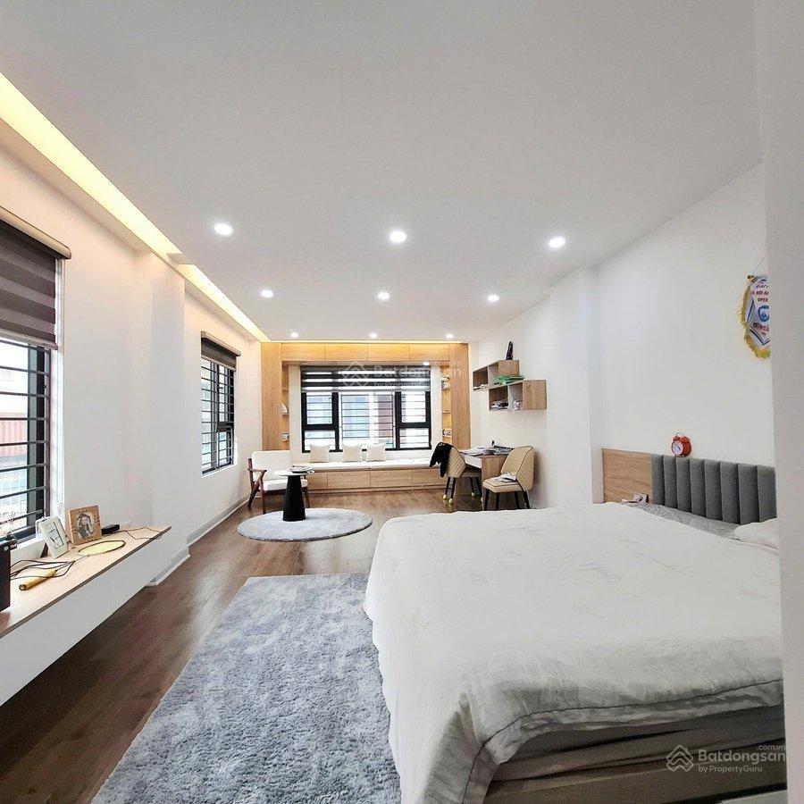 Chính chủ muốn bán căn nhà phố nguyễn trãi dt 62m2 7 tầng thang máy sát ô tô giá 12tỷ