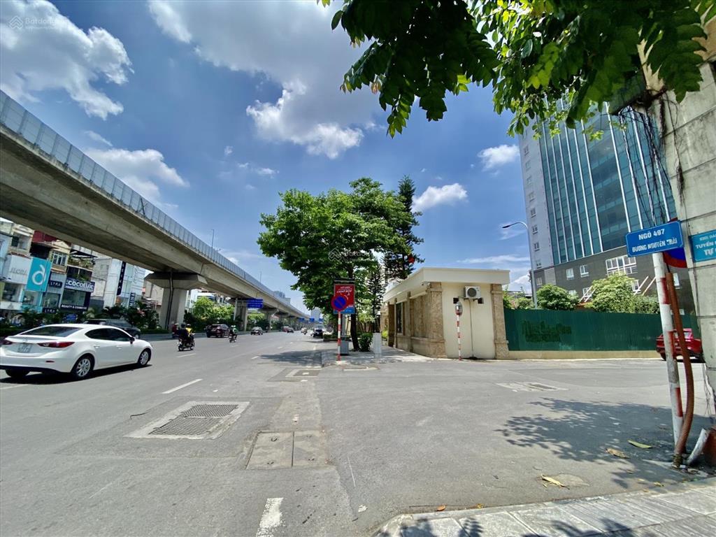 Chính chủ muốn bán căn nhà phố nguyễn trãi dt 62m2 7 tầng thang máy sát ô tô giá 12tỷ