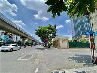 Chính chủ muốn bán căn nhà phố nguyễn trãi dt 62m2 7 tầng thang máy sát ô tô giá 12 tỷ