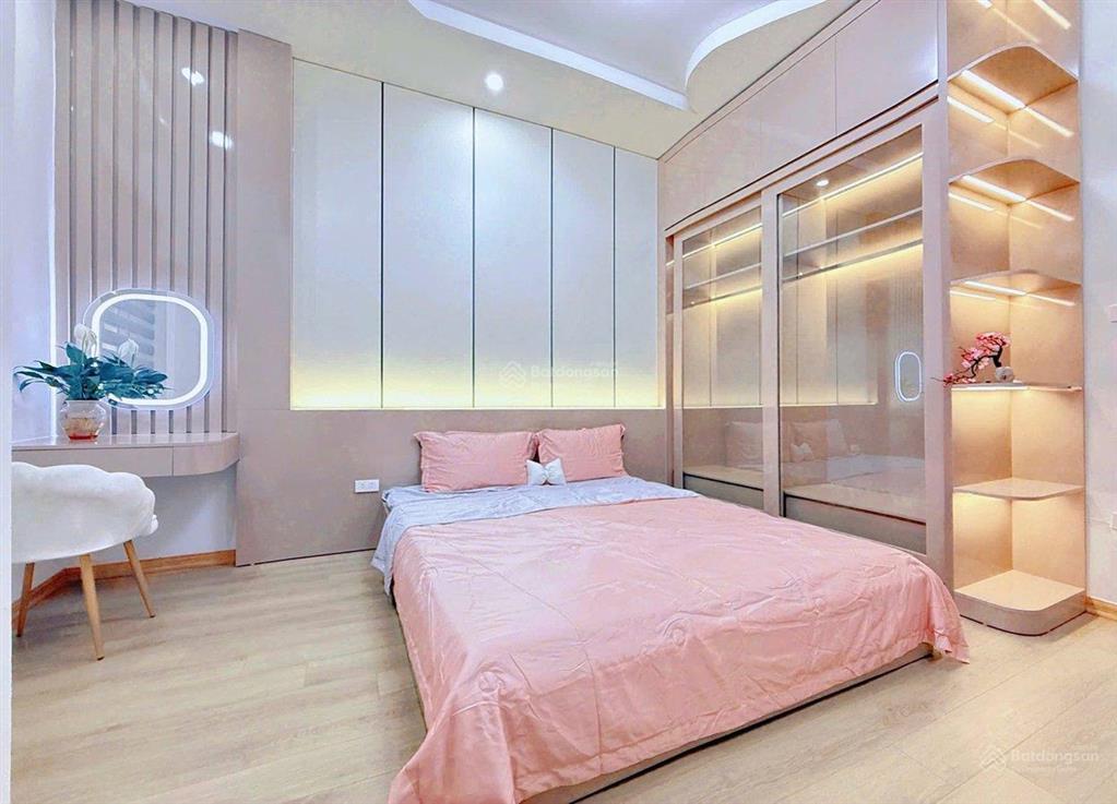 Chính chủ bán nhà huỳnh thúc kháng 42m2, 6 tầng, ở ngay, cách đường ô tô 10m, 7,96 tỷ