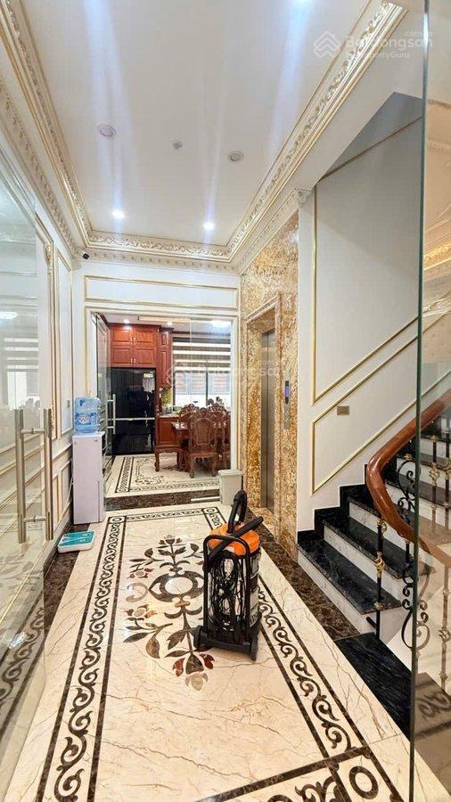 Chính chủ bán nhà võng thị  trích sài. dt 56m x 6t thang máy có gara ô tô, giá 19tỷ5.