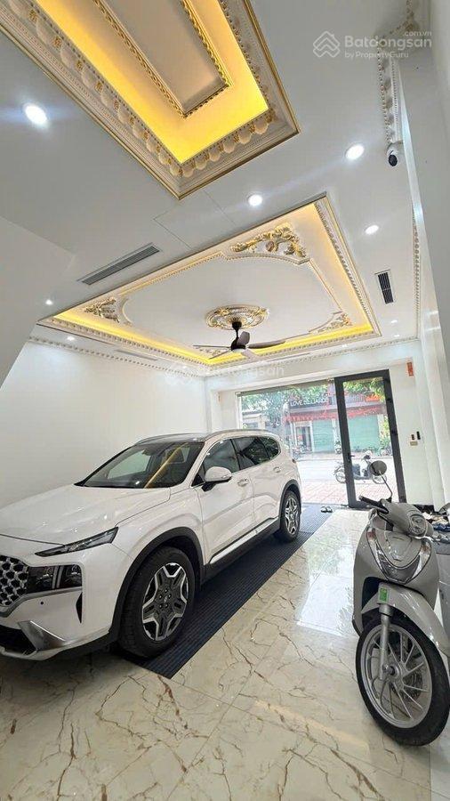 Chính chủ bán nhà võng thị  trích sài. dt 56m x 6t thang máy có gara ô tô, giá 19tỷ5.