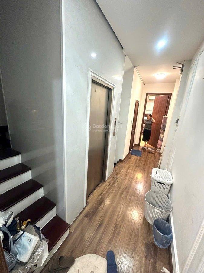 Hiếm!!! chính chủ bán nhà đẹp đội cấn kim mã thang máy 38m 6 tầng ô tô tránh cách 15m chỉ 9 tỷ.