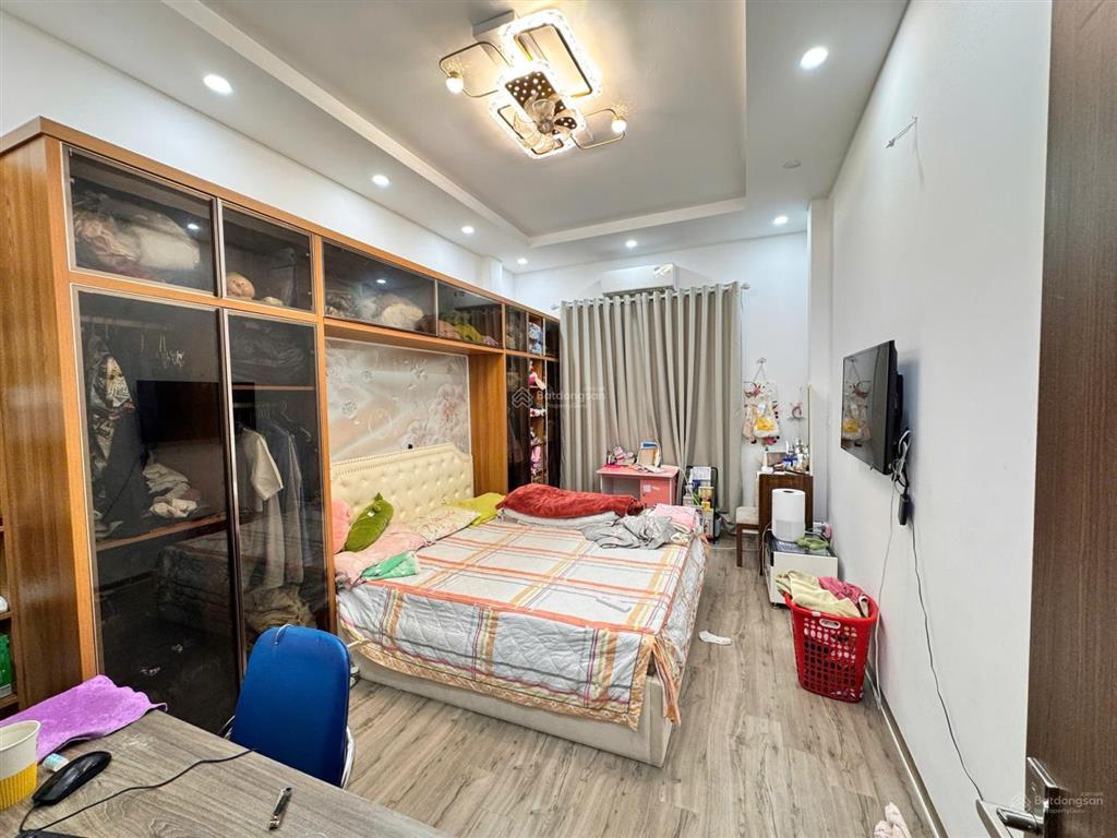 Hiếm! chính chủ bán nhà minh khai  trương định 25m  5 tầng  ô tô chạy qua cửa nhà  giá 5tỷ9