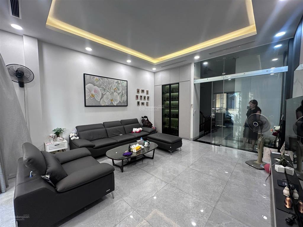 Hiếm! chính chủ bán nhà mặt phố lê đức thọ  hồ tùng mậu | 80m 6 tầng thang máy giá 31,5 tỷ.