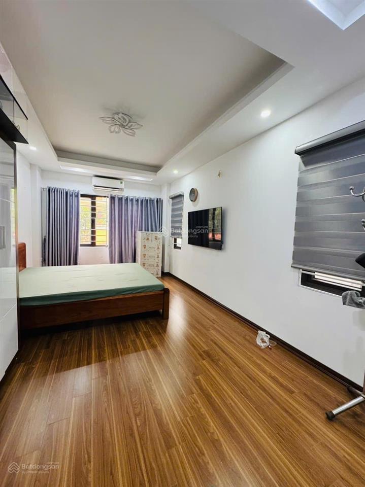 Hót! chính chủ bán nhà phố nguyễn trãi 36m2 x 5 tầng cách ô tô 12m giá chỉ 6,4 tỷ