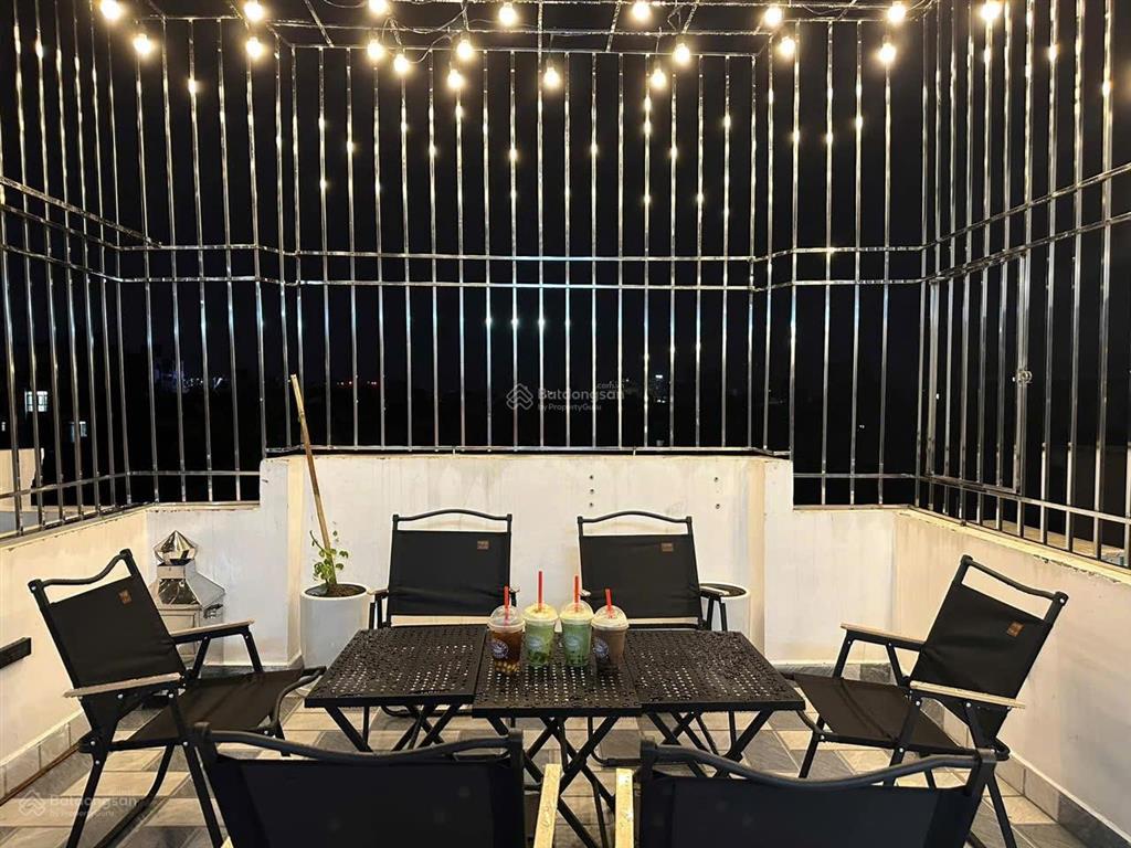 Hót! chính chủ bán nhà phố nguyễn trãi 36m2 x 5 tầng cách ô tô 12m giá chỉ 6,4 tỷ