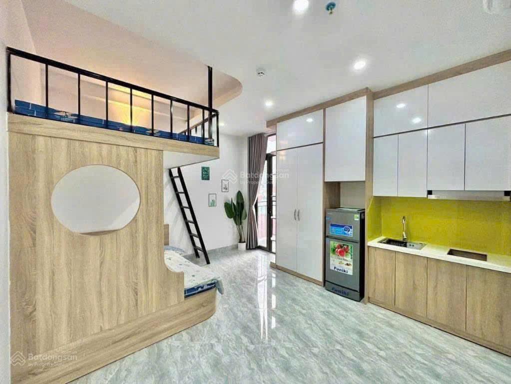 Siêu phẩm dòng tiền chung cư mini phố lò đúc 50m 11 phòng khép kín thang máy pccc chuẩn giá 10 tỷ.