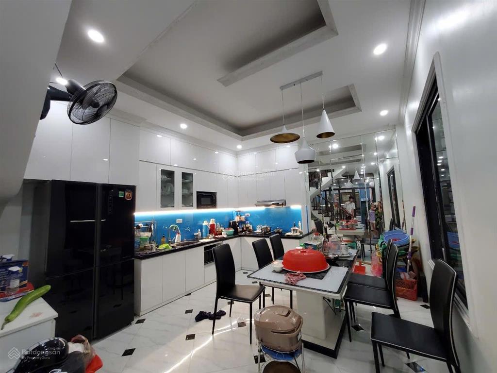 Hiếm! chính chủ bán nhà phố nguyễn thị định 55m2 4t ô tô qua nhà 11 tỷ