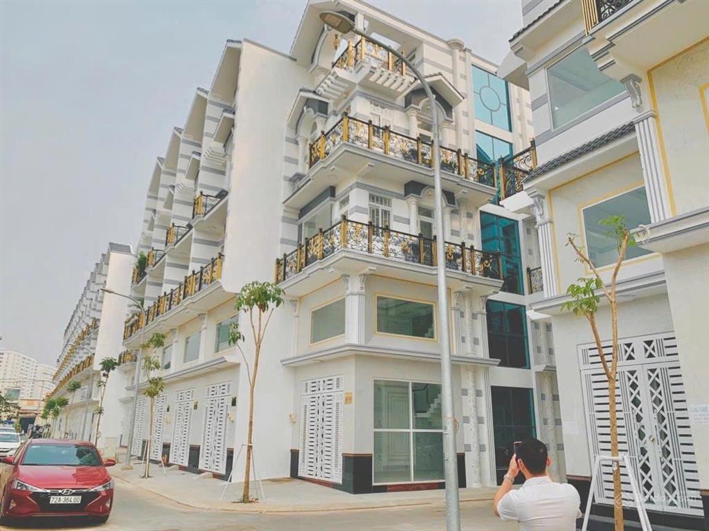 Siêu phẩm nhà phố khu compound riêng biệt