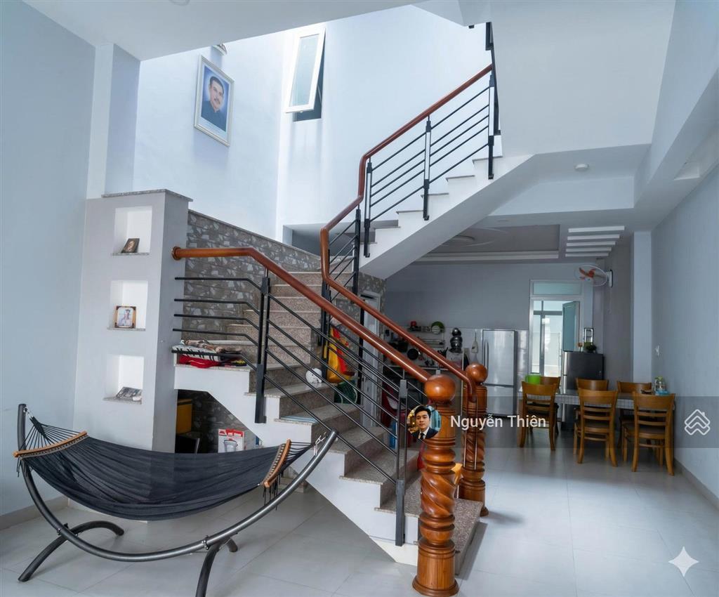 Giảm 13 tỷ! nhà đẹp 4 tầng hxh lê quang định 5.3x22m  nội thất xịn, xe hơi ngủ nhà  gần bà chiểu