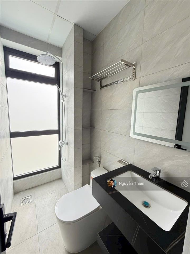 Giảm sốc! ngay bà chiểu  bán chdv 5 tầng bạch đằng 4.9x18m  sẵn hđ 45tr/tháng  còn 10.5 tỷ tl