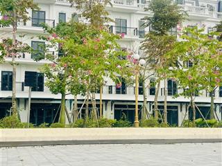 Lk đông dương, view công viên, hướng tây nam, 5 tầng, đường 12m, giá 12,x tỷ, 0979 898 ***