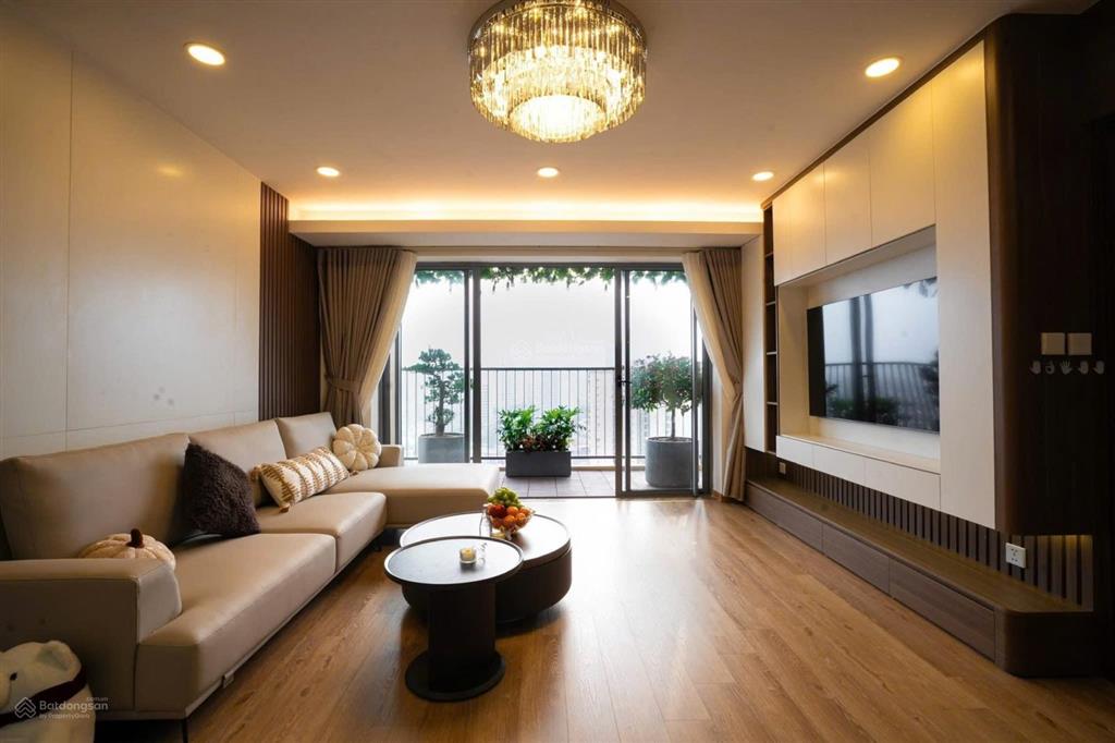 Lê văn thiêm 3 ngủ căn góc full nội thất ,view thoáng vĩnh viễn sổ lâu dài