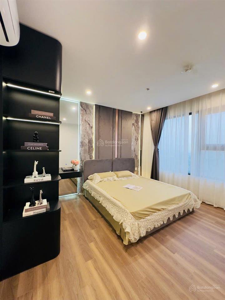 Lê văn thiêm 3 ngủ căn góc full nội thất ,view thoáng vĩnh viễn sổ lâu dài