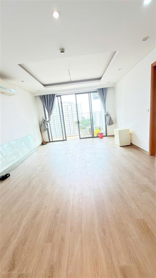 Bán cc thống nhất complex, 8,5 tỷ, 90m2, 3pn, 2wc, sổ hồng đầy đủ