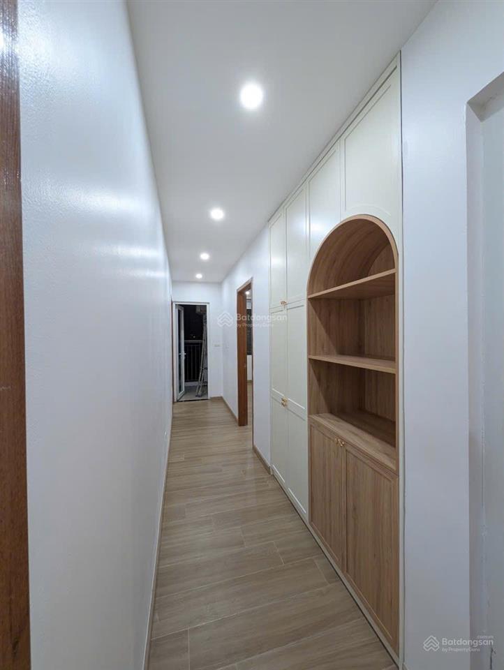 Cho thuê 3 ngủ nguyễn huy tưởng bc đông nam full đồ đẹp căn góc giá 16tr