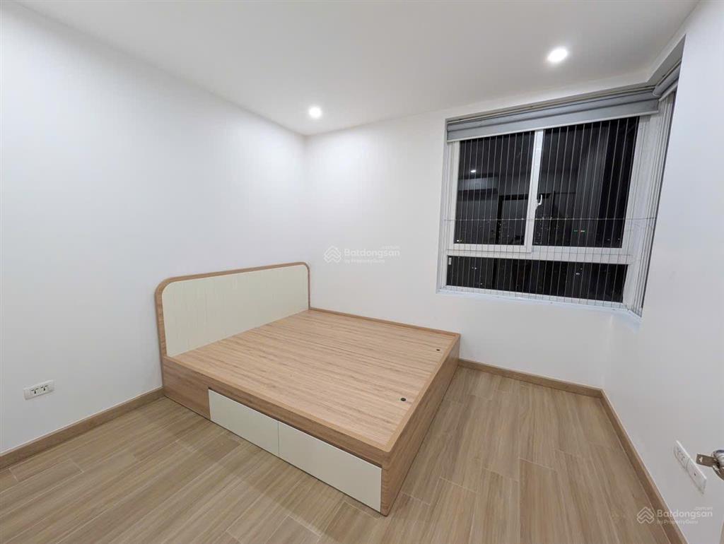Cho thuê 3 ngủ nguyễn huy tưởng bc đông nam full đồ đẹp căn góc giá 16tr