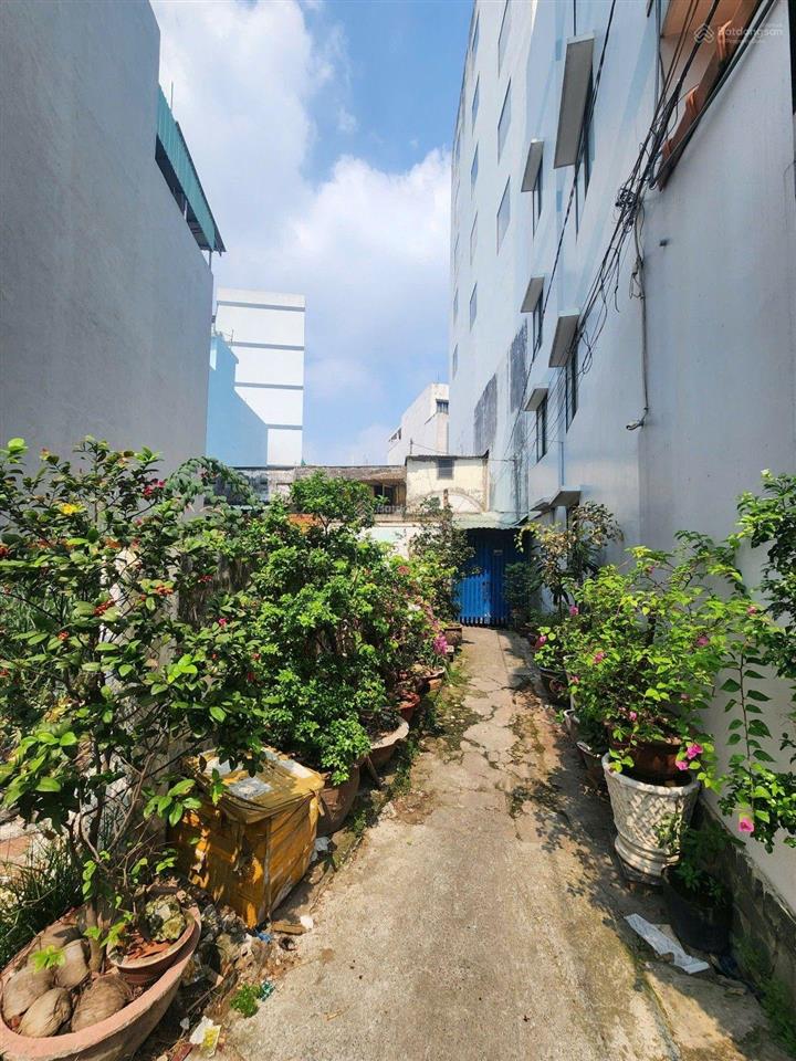 Gần sân bay  kế hẻm xe hơi  dt khủng 205m2  đường trường chinh  f13  tân bình  chỉ 16.5 tỷ