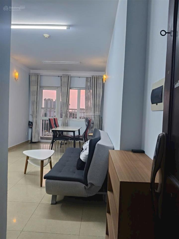 Bán căn hộ chung cư q5đường nguyễn chí thanh, p.9, sổ hồng đầy đủ. vị trí đường nguyễn chí thanh