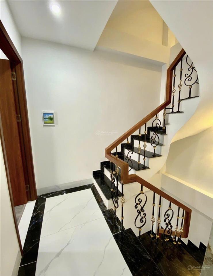 Bán nhà mậu lương, hà đông 38m x 5 tầng, nhà mới, gần ô tô, chờ thang máy, giá chỉ 6.5 tỷ