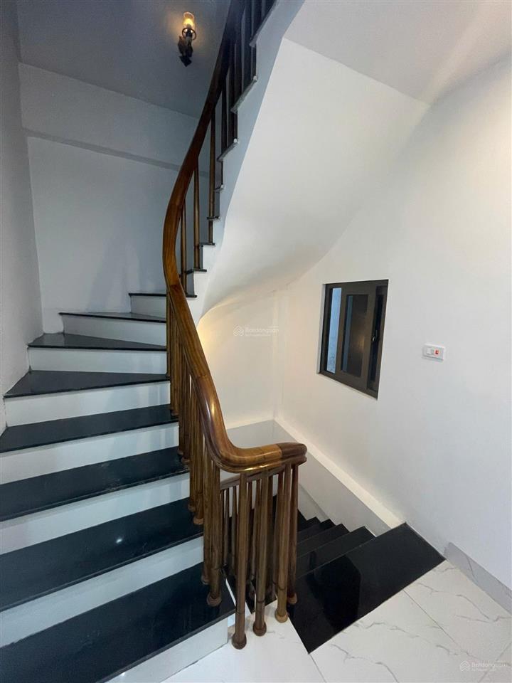 Bán nhà phố quang lãm, hà đông 38m, 5 tầng, nhà mới đẹp, giá nhỉnh 6 tỷ