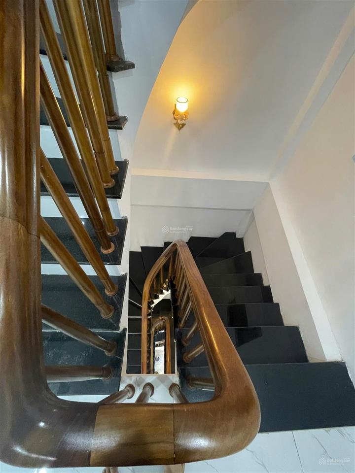 Bán nhà phố quang lãm, hà đông 38m, 5 tầng, nhà mới đẹp, giá nhỉnh 6 tỷ