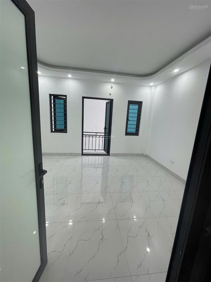 Bán nhà phố quang lãm, hà đông 38m, 5 tầng, nhà mới đẹp, giá nhỉnh 6 tỷ