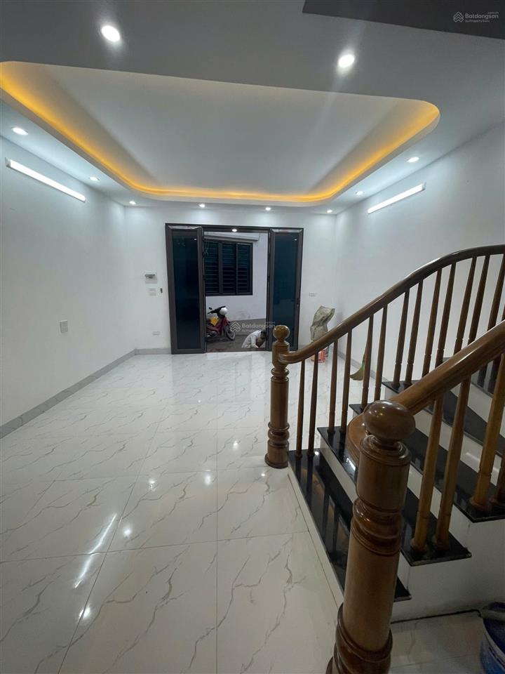 Bán nhà phố quang lãm, hà đông 38m, 5 tầng, nhà mới đẹp, giá nhỉnh 6 tỷ