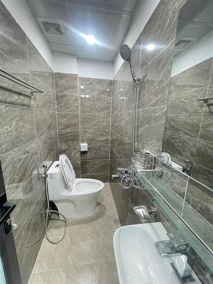 Bán nhà phố quang lãm, hà đông 38m, 5 tầng, nhà mới đẹp, giá nhỉnh 6 tỷ