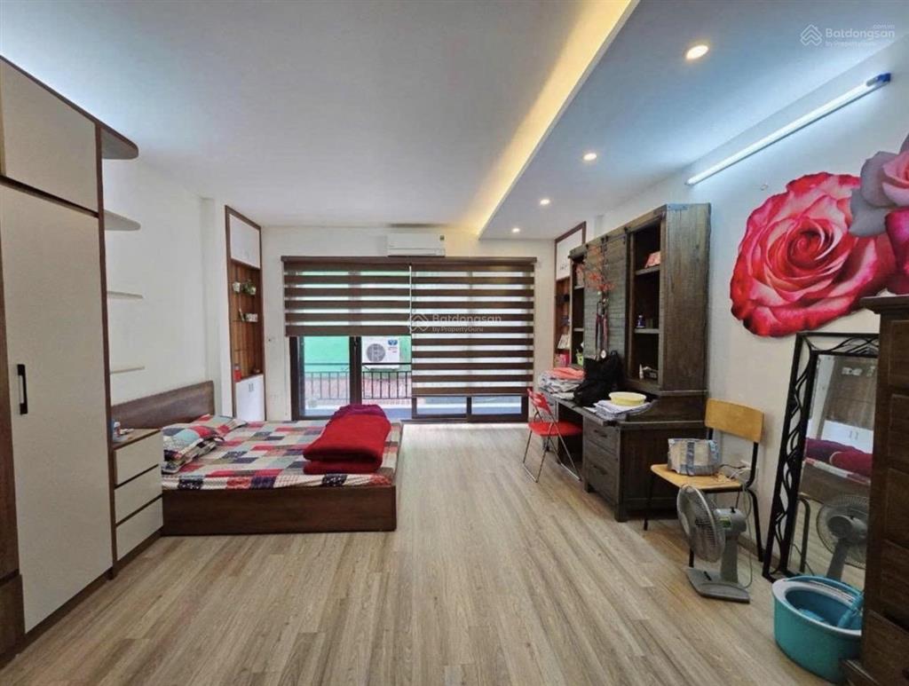 Nhà phố biên giang, hà đông 10m ra phố, ô tô vào nhà 38m, 5 tầng, mt 4m 6.5 tỷ