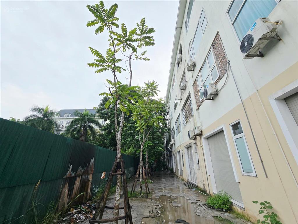 Hiếm liền kề đô nghĩa 100m, 2 mặt tiền, đường 11m xây thô 4 tầng + tum, nhỉnh 20 tỷ