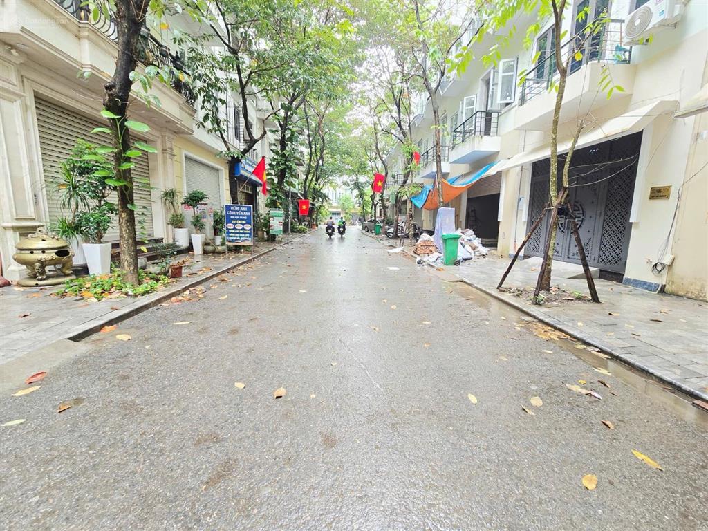 Siêu hiếm văn quán 105m, 5 tầng, vỉa hè, ô tô tránh kinh doanh/văn phòng 21 tỷ
