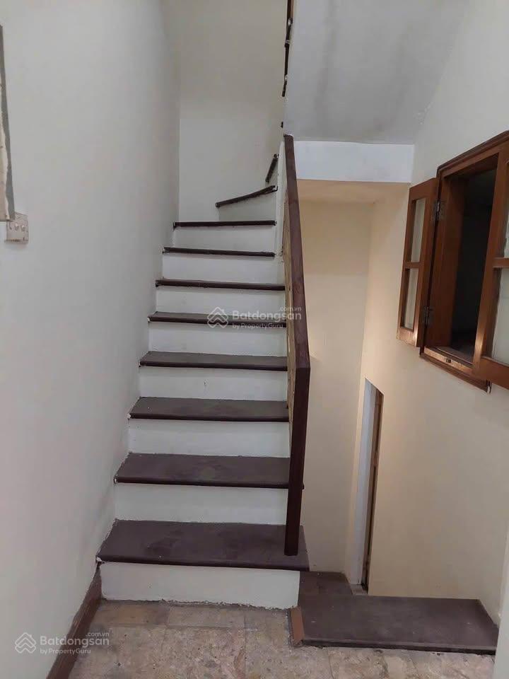 Bán nhà phân lô quân đội phố ngô quyền hà đông ô tô đỗ cửa giá chỉ 6 tỷ