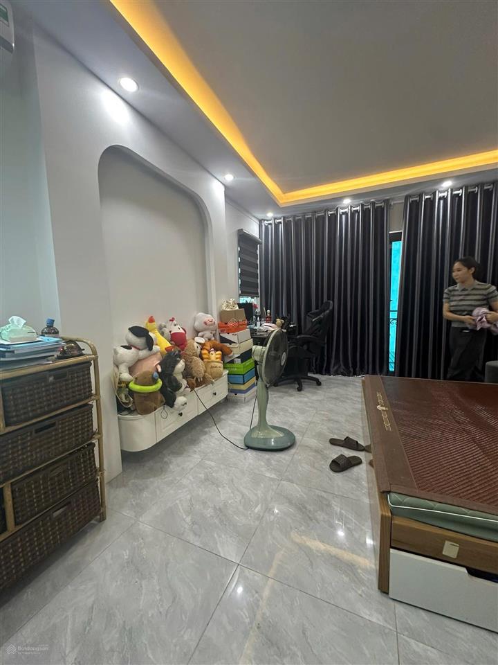 Bán nhà góc quang trung, hà đông 3 mặt thoáng ô tô đỗ cửa thang máy full nội thất