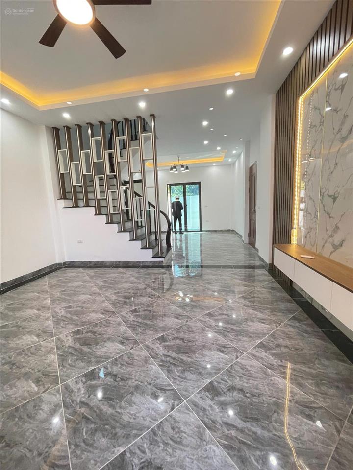 Cả hà nội chắc chỉ còn duy nhất căn này 40m2 4 tầng mặt ngõ rộng, giá chỉ 2. x tỷ  đầu tư quá tốt