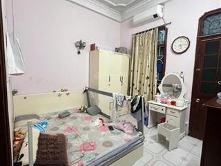 Bán nhà 4 tầng phố la thành,giảng võ,ba đình 47 m,mặt tiền 7 m ra phố chính 5 m giá bán 12 tỷ