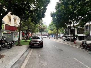 Hiếm, bán biệt thự trung văn vinaconex3  dt 170m2  5 tầng  mặt tiền 8.5m  vỉa hè rộng  56.5 tỷ