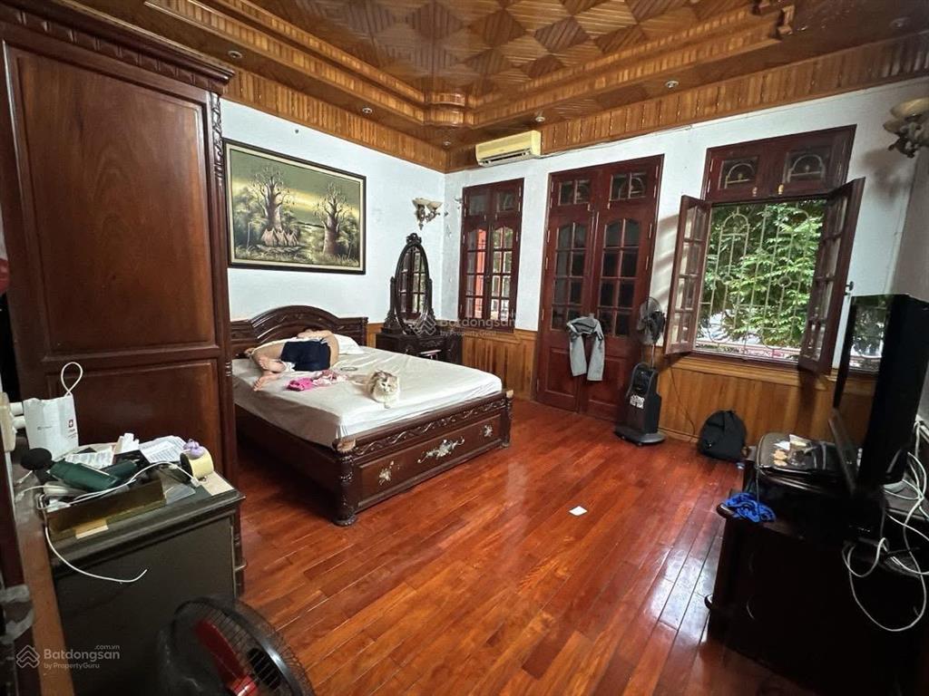 Bán nhà mặt phố kđt trung yên  trung hoà 90m2  5 tầng  mặt tiền 5m  vỉa hè rộng  kd  45 tỷ