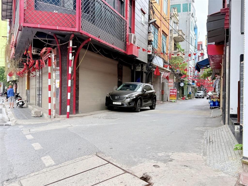 Bán nhà khuất duy tiến 58m2  5 tầng  mt 4.5m  gara  ô tô tránh  kinh doanh  giá chỉ 18.5 tỷ