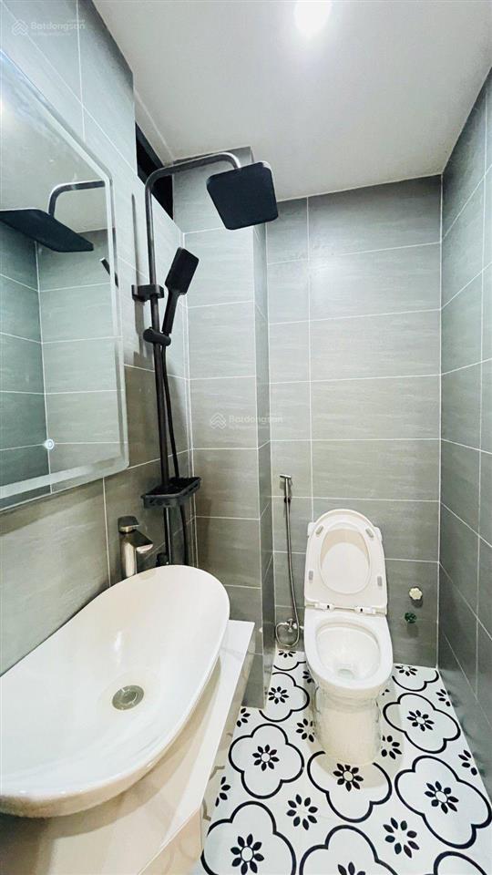 Bạn nhà riêng tại nguyễn kiệm, gò vấp. nhà vừa làm lại mới, sang trọng, hiện đại,