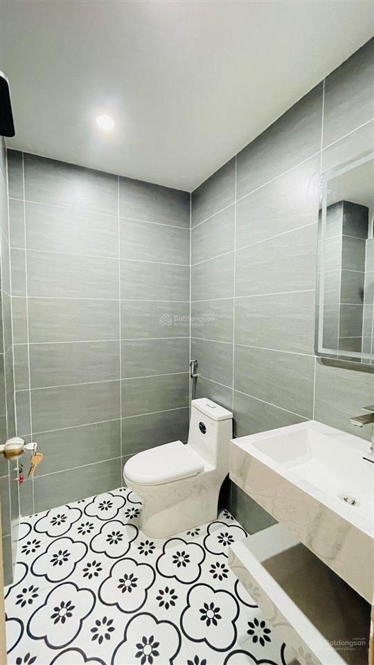 Bạn nhà riêng tại nguyễn kiệm, gò vấp. nhà vừa làm lại mới, sang trọng, hiện đại,