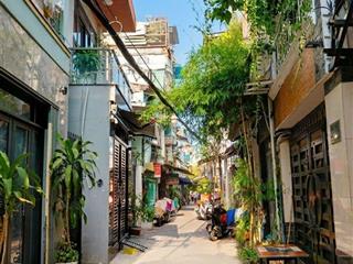 Siêu phẩm ni sư huỳnh liên tân bình  hẻm xe tải thông  4 tầng có ô chờ thang máy  1 đời chủ