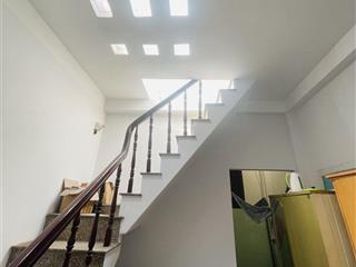 Nhà đẹp khu tân bình. 4 tầng, 4 pn, 3wc.
