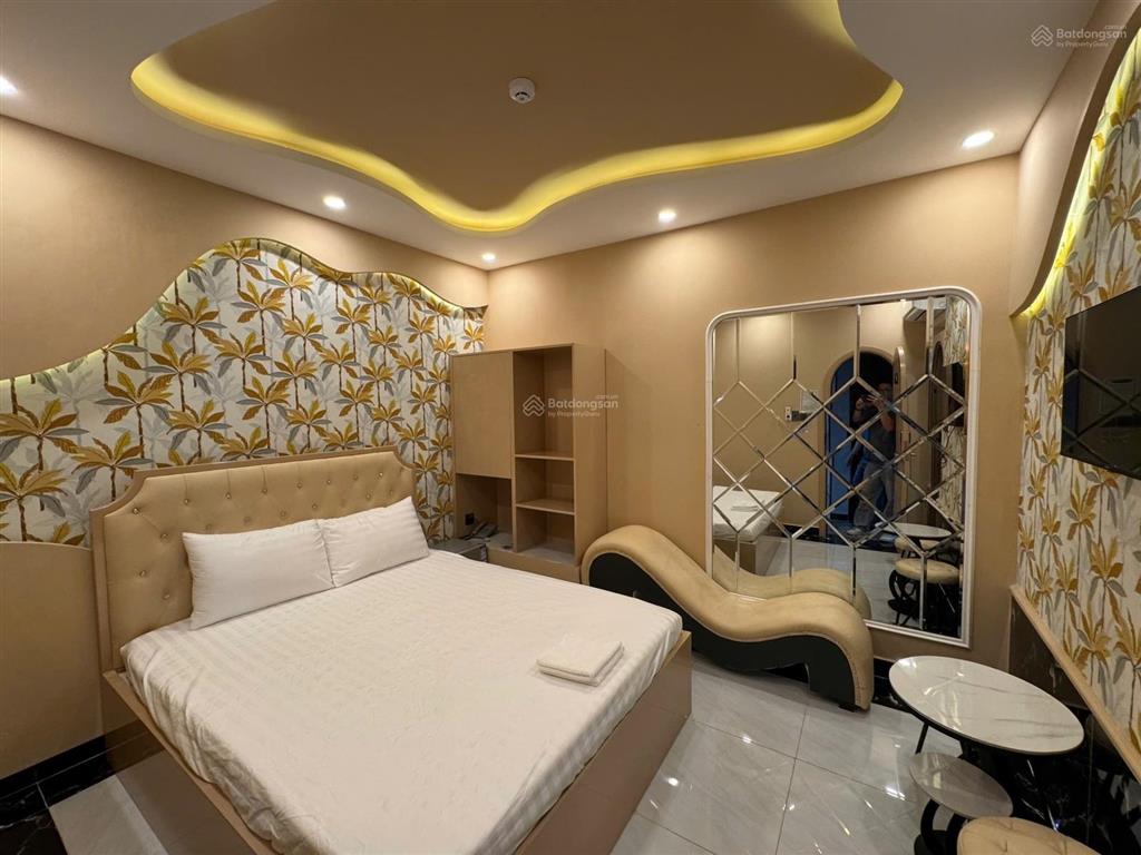 Bán nhà mặt tiền mai xuân thưởng quận 6, 7 tầng thang máy, sẵn dòng tiền, 100m2, tl tốt