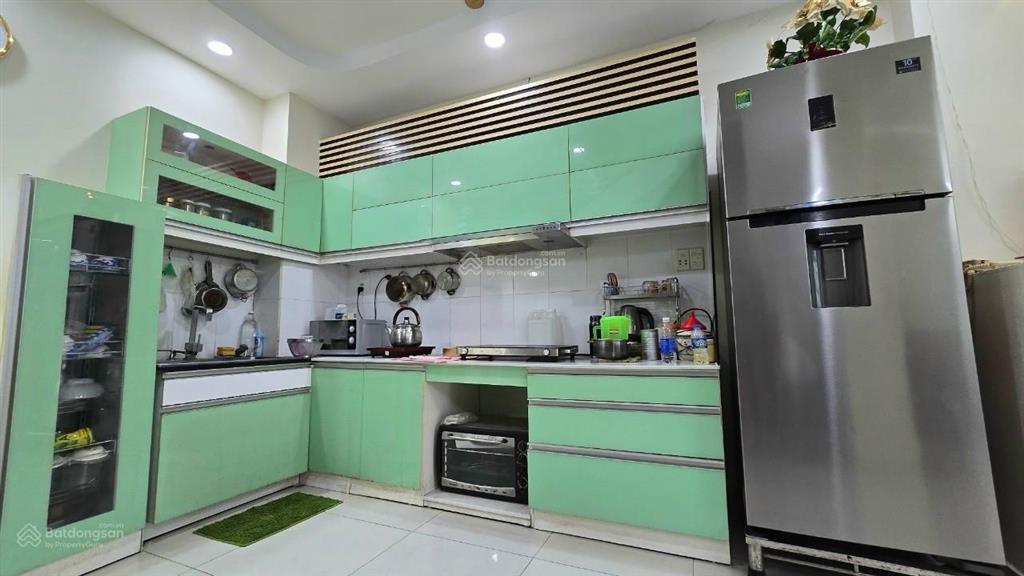 Bán nhà trung tâm điện biên phủ quận 3, 3 tầng sân thượng, 3pn, 8.5 tỷ tl tốt